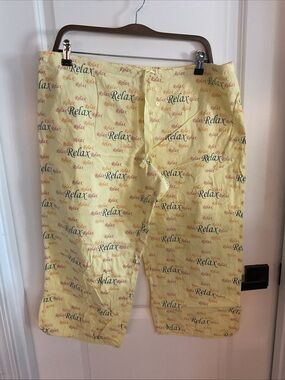 Blush - Yellow 'Relax' Print Drawstring Elastic Waist Capri Lounge Pants - XL